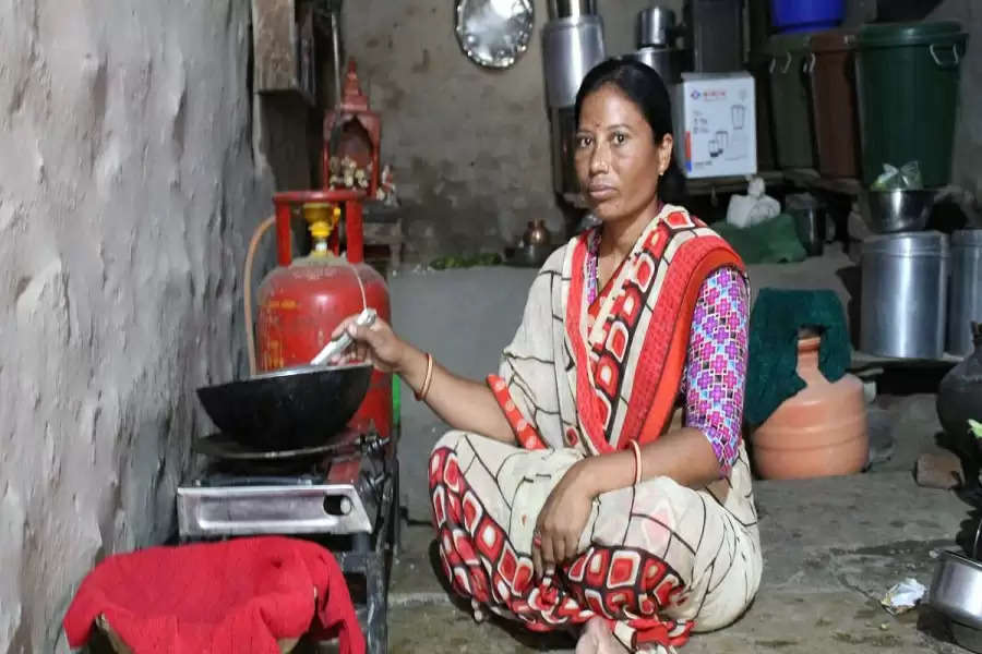 Suman Amolpawar lost access to her documents when she lost her husband to cancer (Photo - Purnima Sah)
