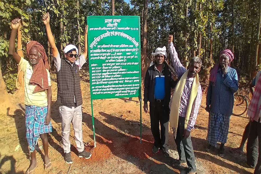 In tribal Jharkhand, people lay claim to their forest rights — one way or another