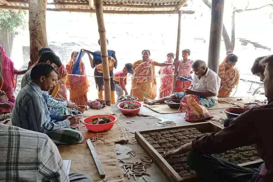 A beedi factory owned by Dhiman Saha in the locality (Photo - Rahul Singh)
