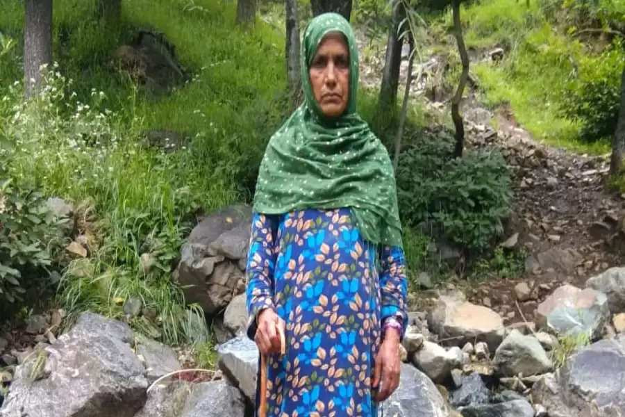 Nightmare in Paradise: Hospitals remain unreachable for these Kashmir villagers
