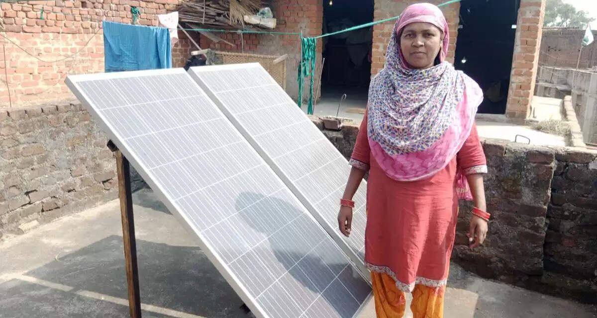 Kanija Fatma and her husband, also a tailor, set up a solar system in her house for sewing work. Following this, they registered a 20 to 30% increase in income, she says (Photos - Rahul Singh)